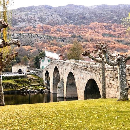 El Balconcillo Del Alberche Villa Navaluenga Luaran gambar